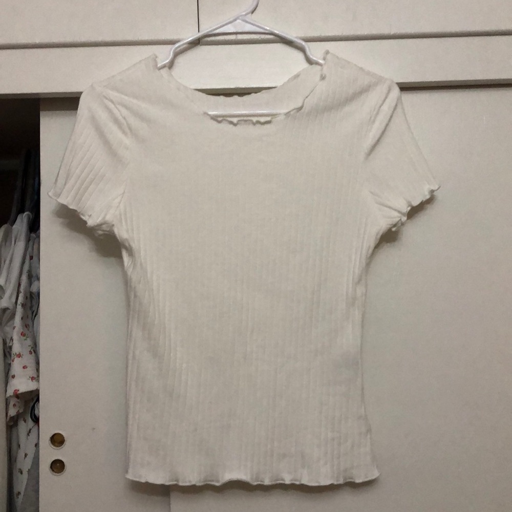 White lettuce trim tee